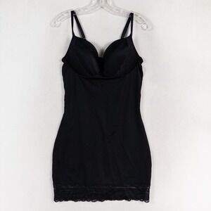 Red Hot Label by Spanx Luxe & Lean Lace Full Slip 1X Very Black Padded Bust